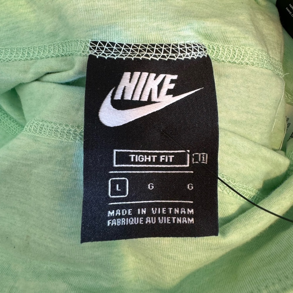 Nike Girls Tight Fit Shirts - Picture 4 of 6